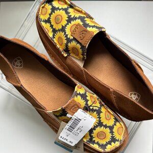 Ariat Womens Cruiser Size 10 Field of Sun